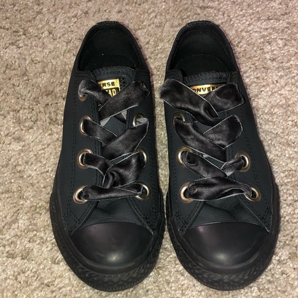 🔥LIKE NEW🔥 Leather Converse - Picture 2 of 6